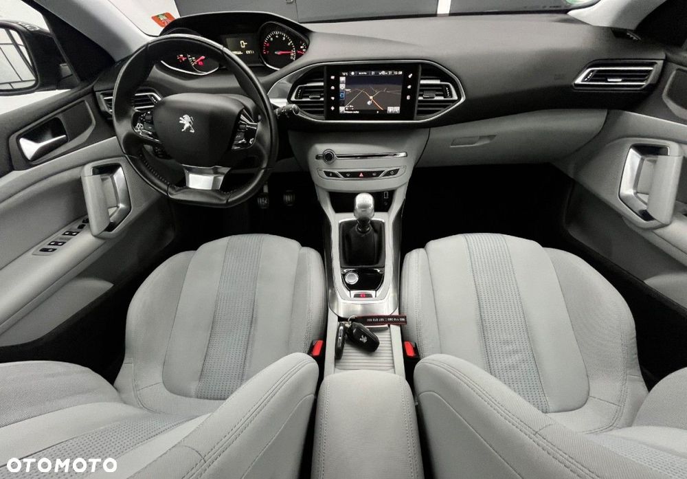 Peugeot 308 - 21