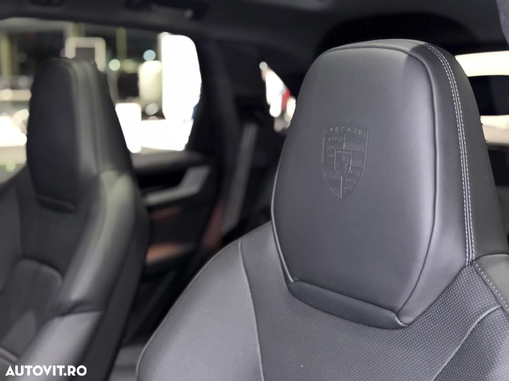 Porsche Cayenne Standard - 32