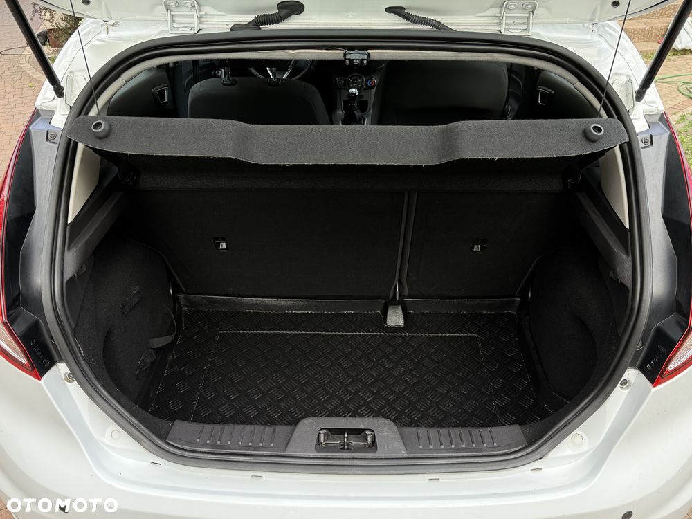 Ford Fiesta 1.25 Silver X Plus EU6 - 11