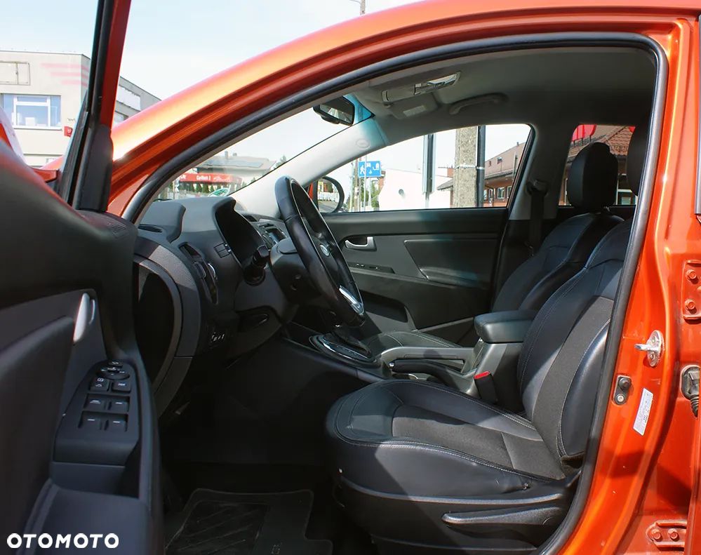 Kia Sportage 2.0 CRDI 4WD Automatik Fifa World Cup Edition - 10
