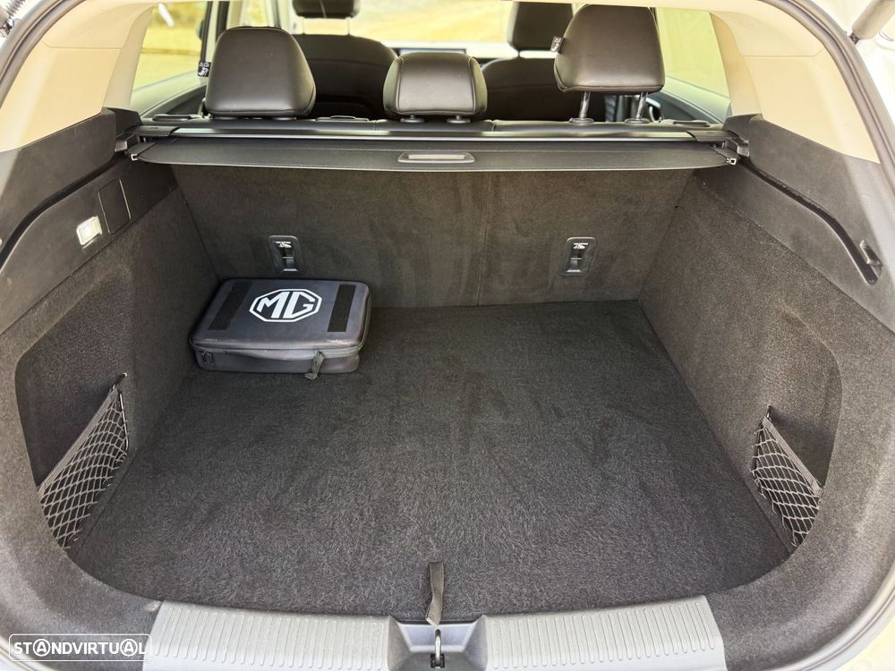 MG EHS 1.5 T-GDI Plug-in Hybrid Luxury - 18