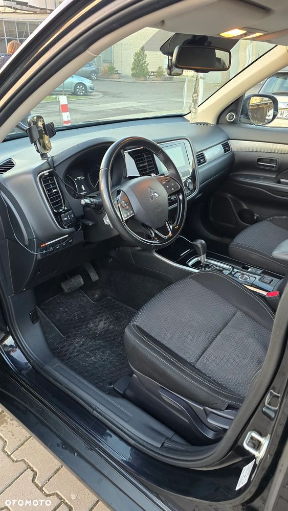 Mitsubishi Outlander 2.0 Intense + SDA 4WD CVT - 6