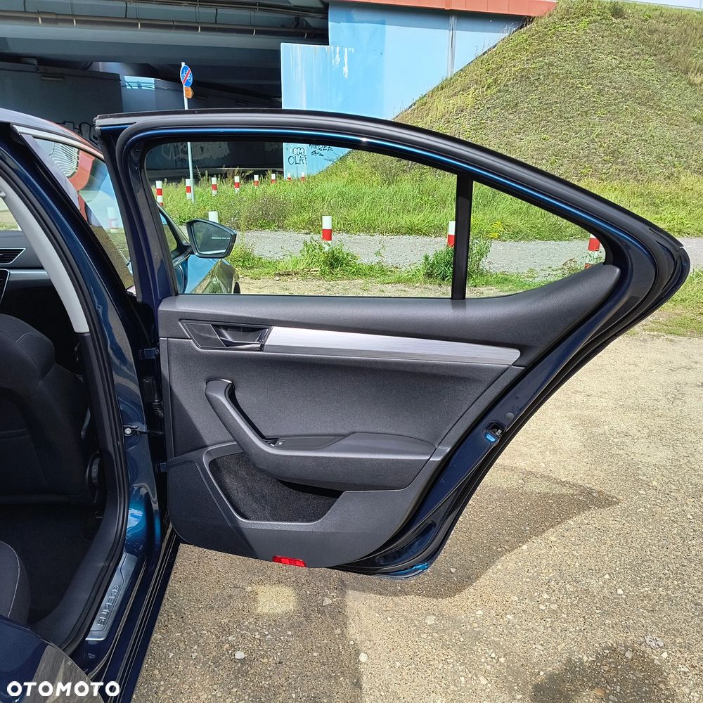 Skoda Superb 1.5 TSI ACT Ambition DSG - 18