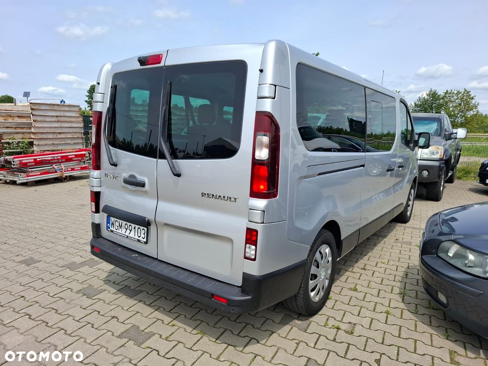 Renault Trafic - 2