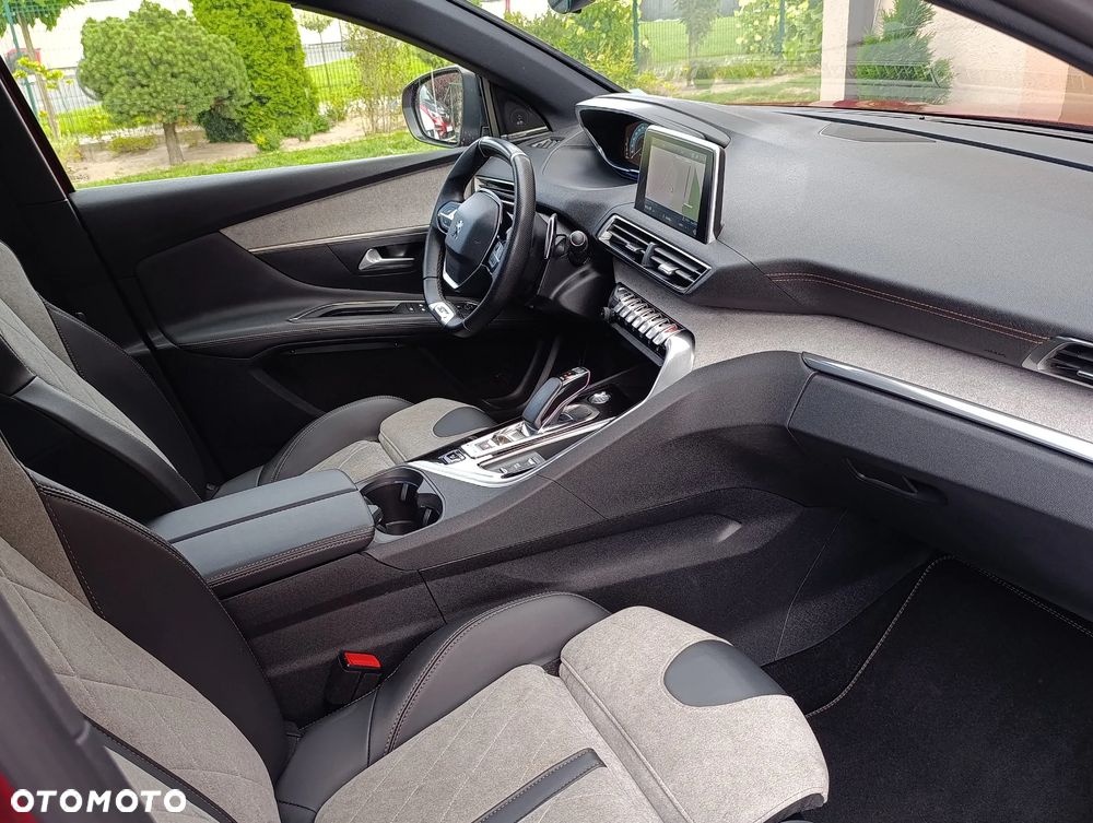 Peugeot 3008 1.6 PureTech Hybrid4 PHEV GT Pack S&S EAT8 - 18