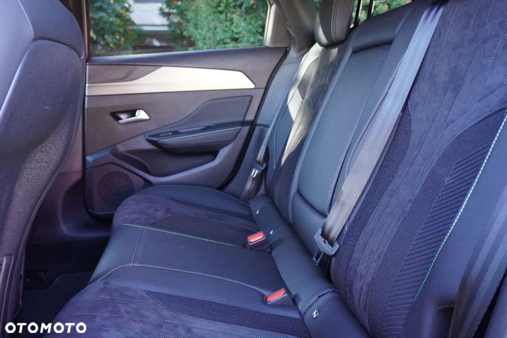 Peugeot 308 - 24