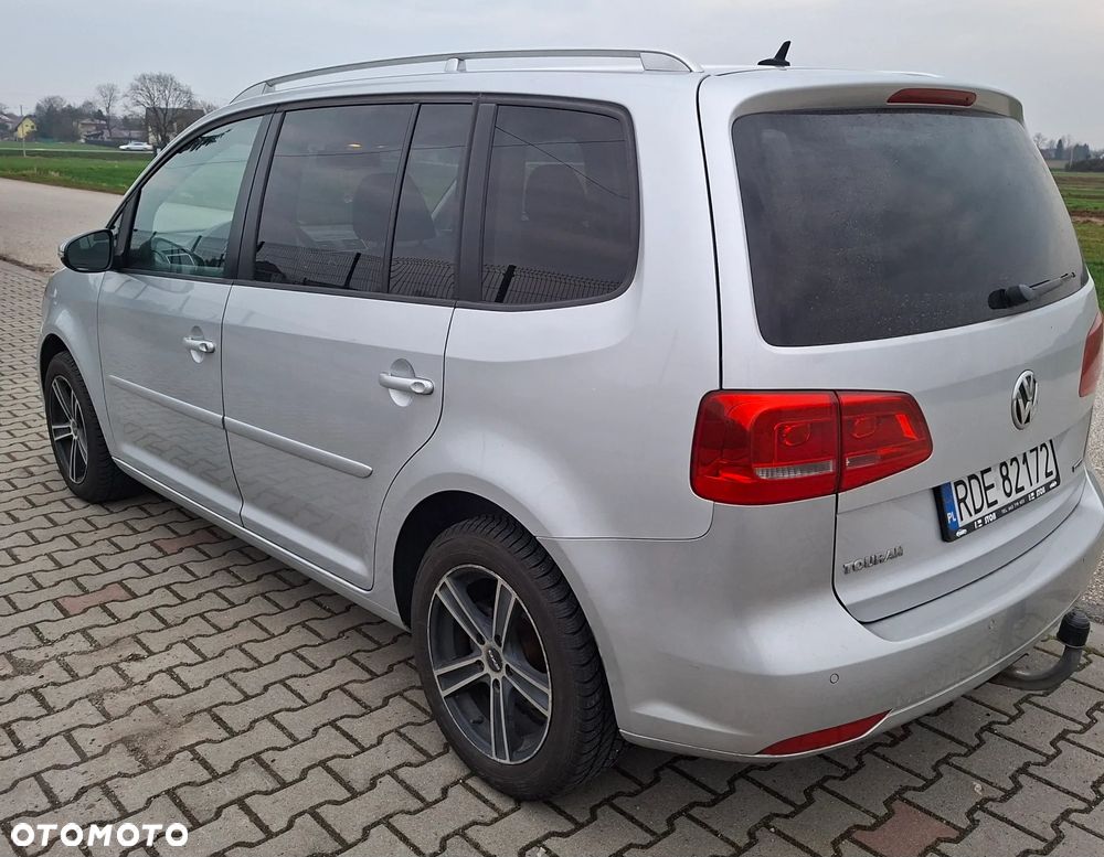 Volkswagen Touran 1.6 TDI DPF BlueMotion Technology Comfortline - 3