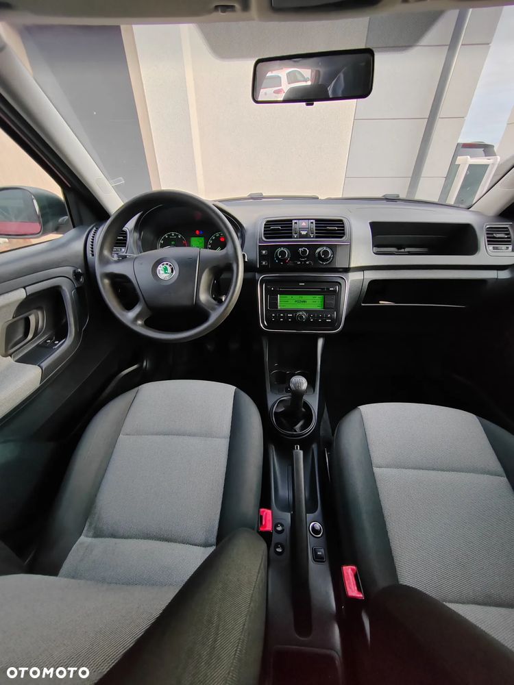 Skoda Fabia 1.2 HTP SPECIAL - 2