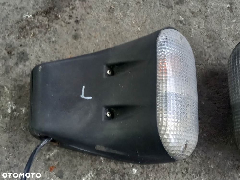 Lampa zespolona pozycja-kierunkowskaz Case MXU110 - 2