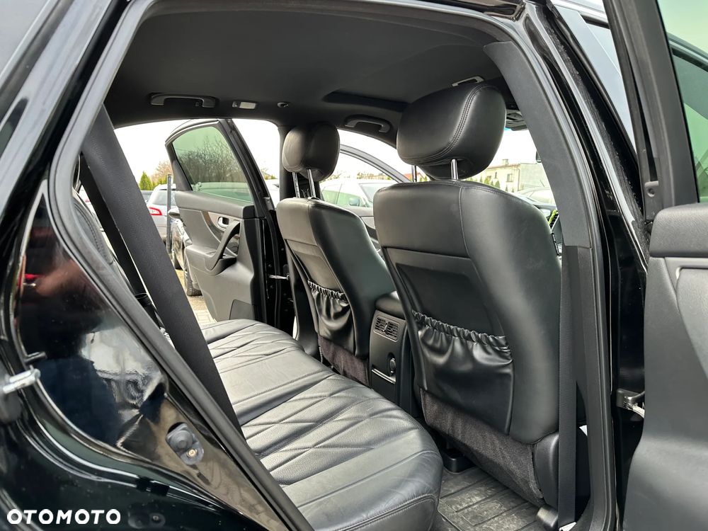 Infiniti FX - 27