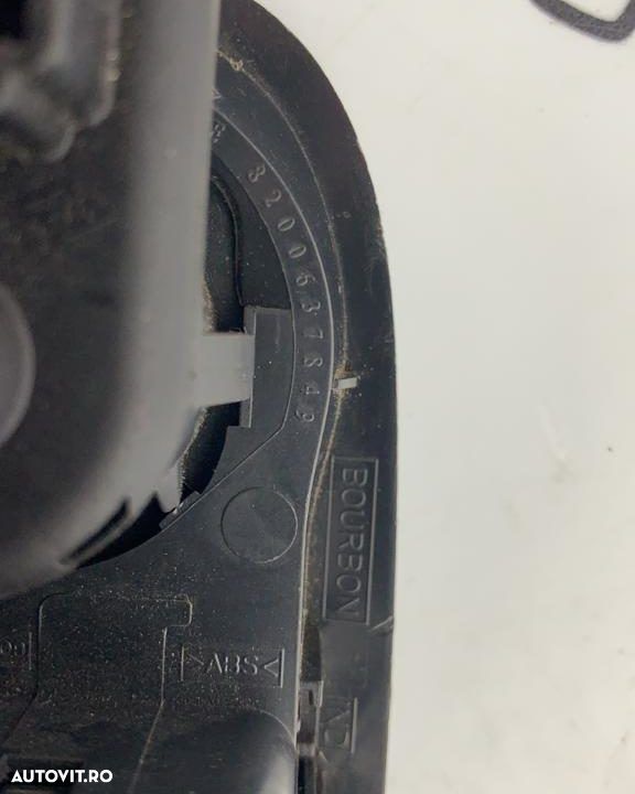 Comutator macara geam cod 8200637849 Opel Movano 2.3 CDTI 2010-2016 Euro 5 - 2