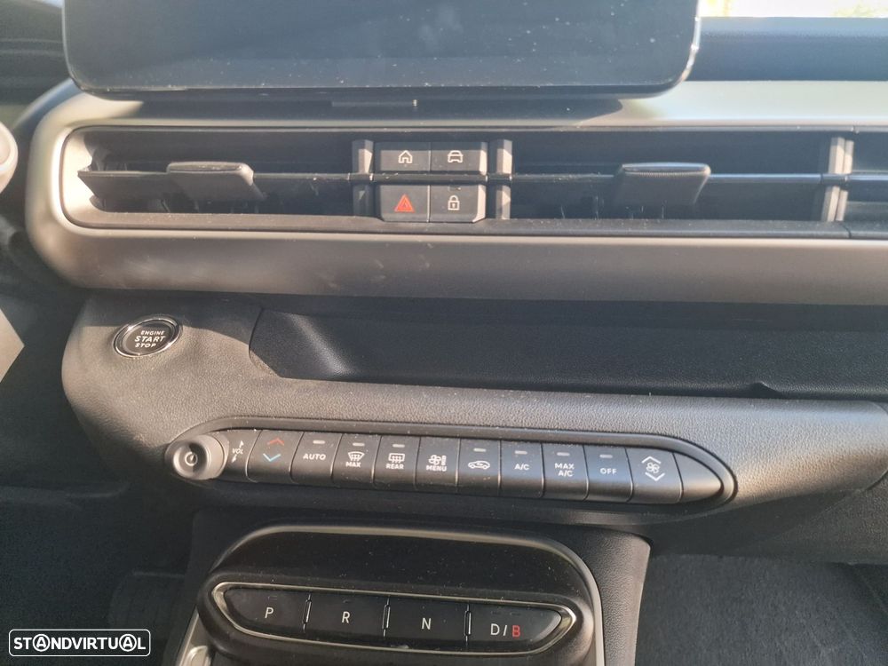 Jeep Avenger 54 kWh Summit - 26
