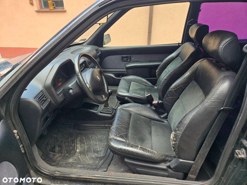 Peugeot 106 - 12