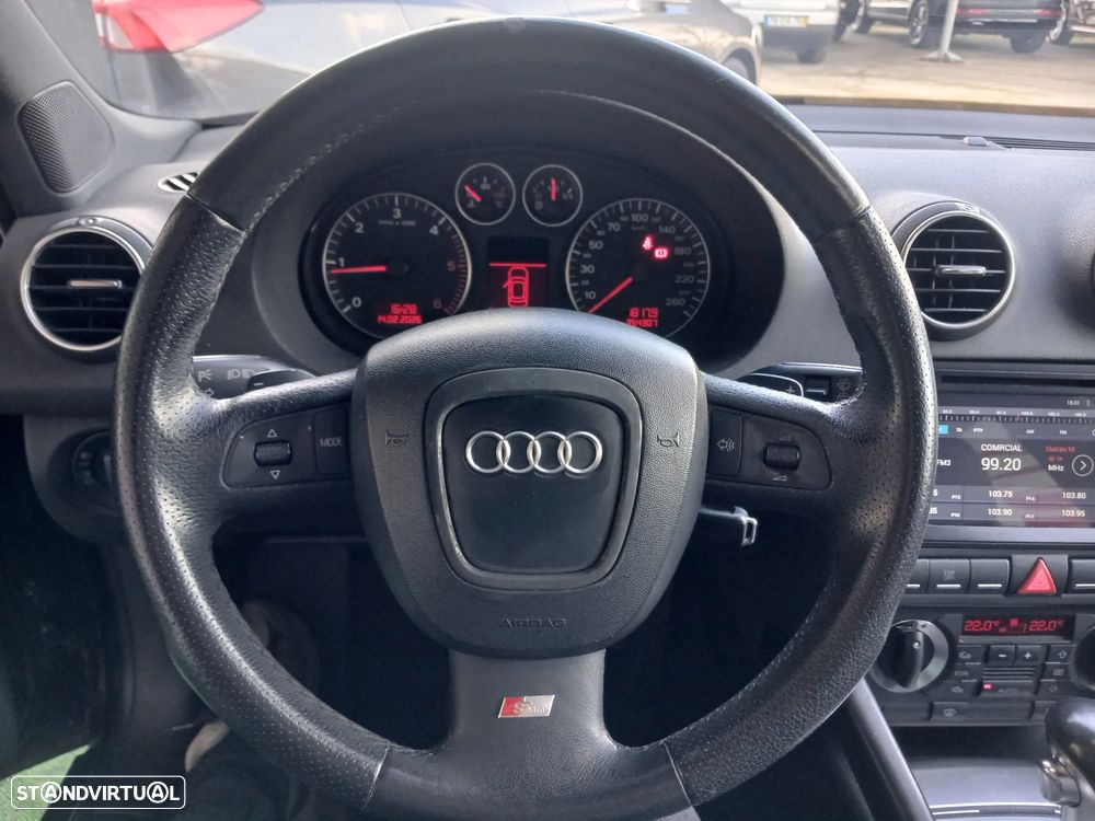 Audi A3 Sportback 2.0 TDi Sport S tronic - 8
