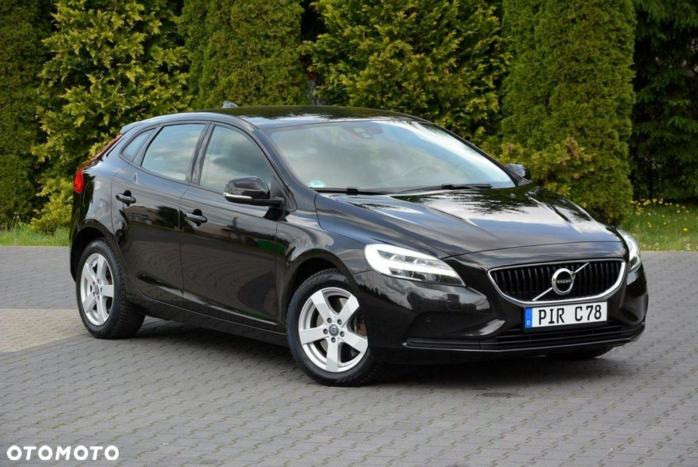 Volvo V40 D2 Drive-E Momentum - 11