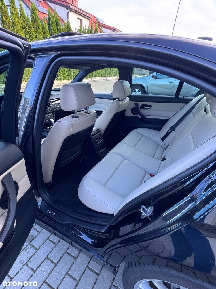 BMW Seria 3 2010