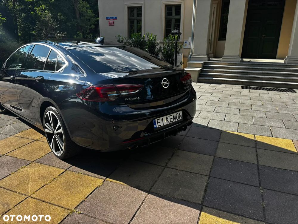 Opel Insignia 2.0 T 4x4 Elite S&S - 11