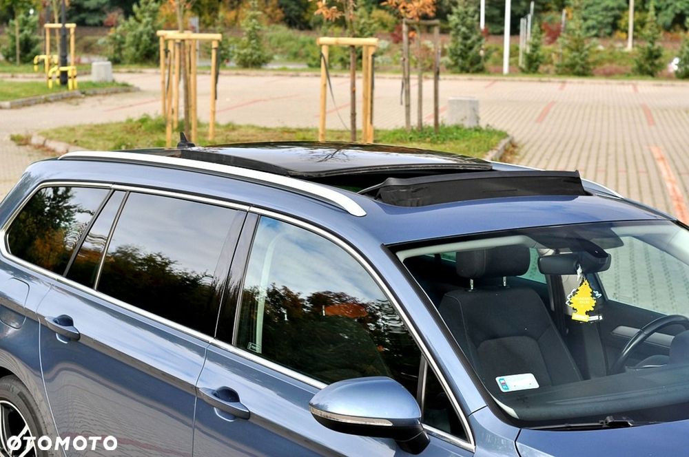 Volkswagen Passat - 36