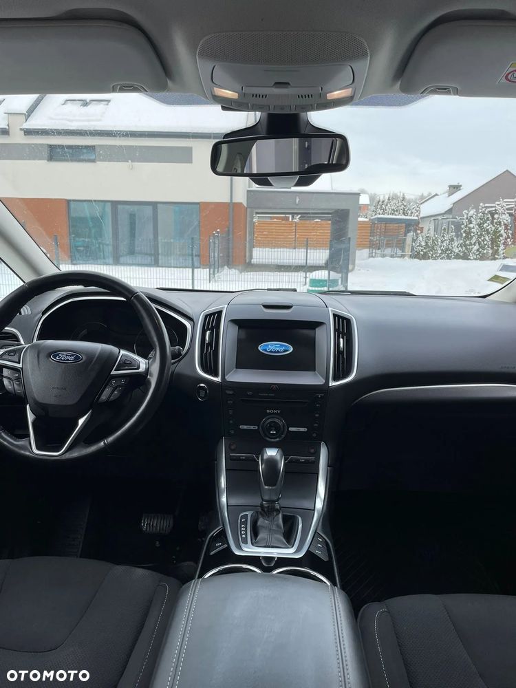 Ford S-Max 2.0 TDCi Titanium PowerShift - 8