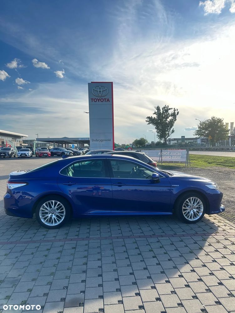 Toyota Camry 2.5 Hybrid Executive CVT - 9