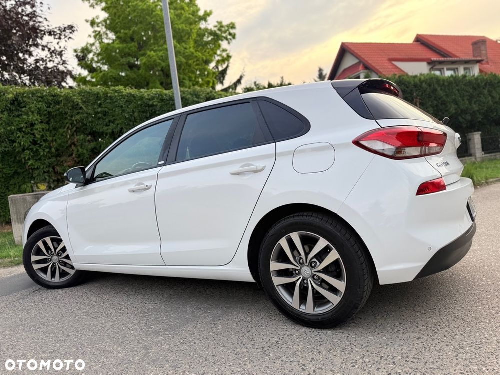 Hyundai i30 1.4 Premium - 16