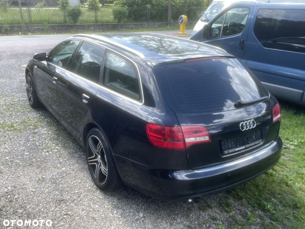 Audi A6 Avant - 4