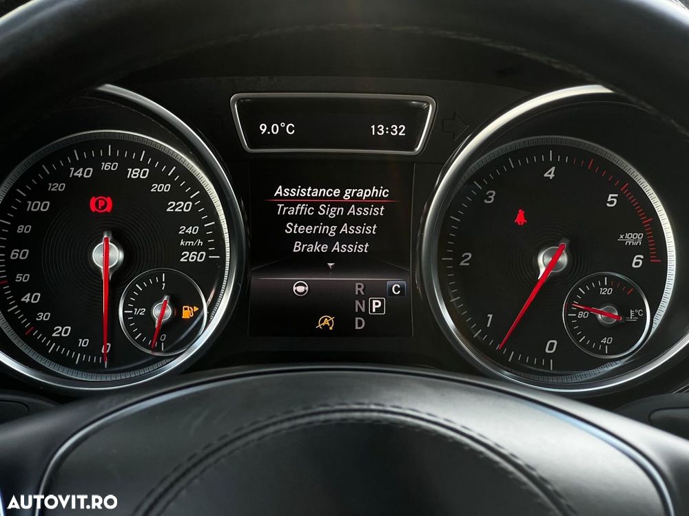 Mercedes-Benz GLS - 26