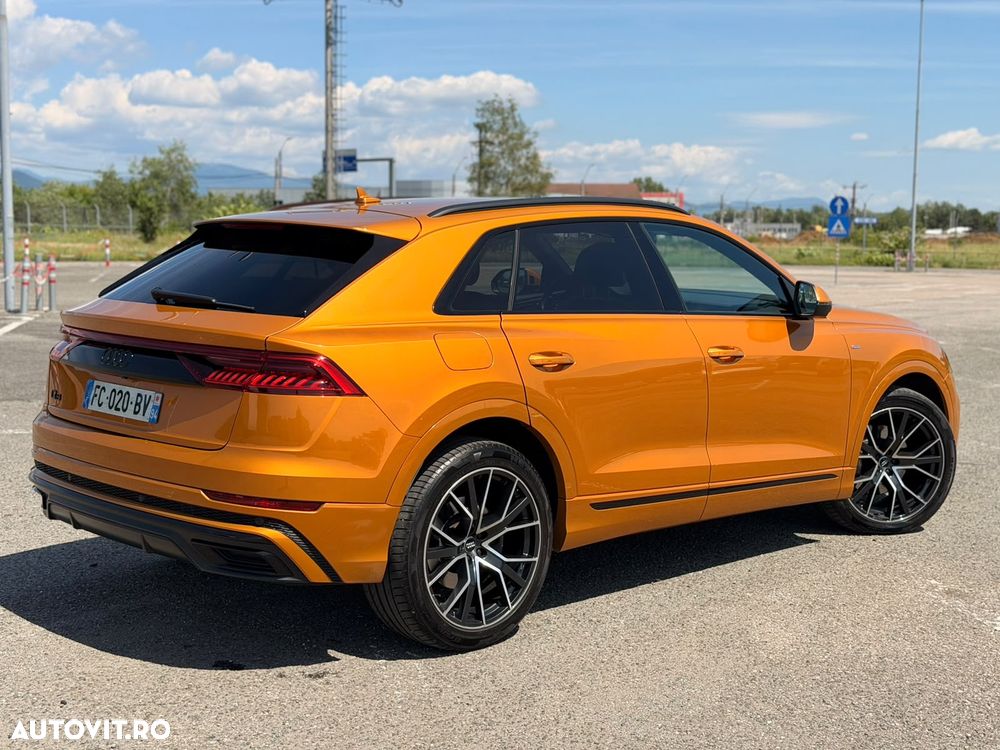 Audi Q8 - 2