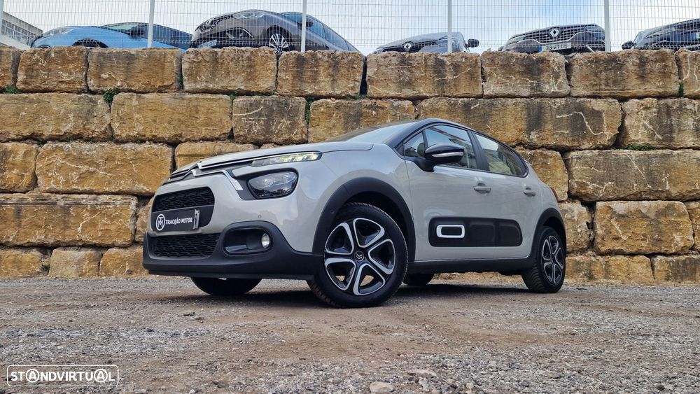 Citroën C3 1.2 PureTech Shine EAT6 - 2