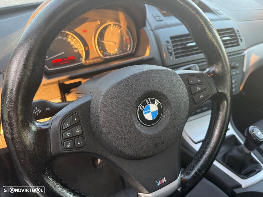 BMW X3 2.0 d LifeStyle - 9