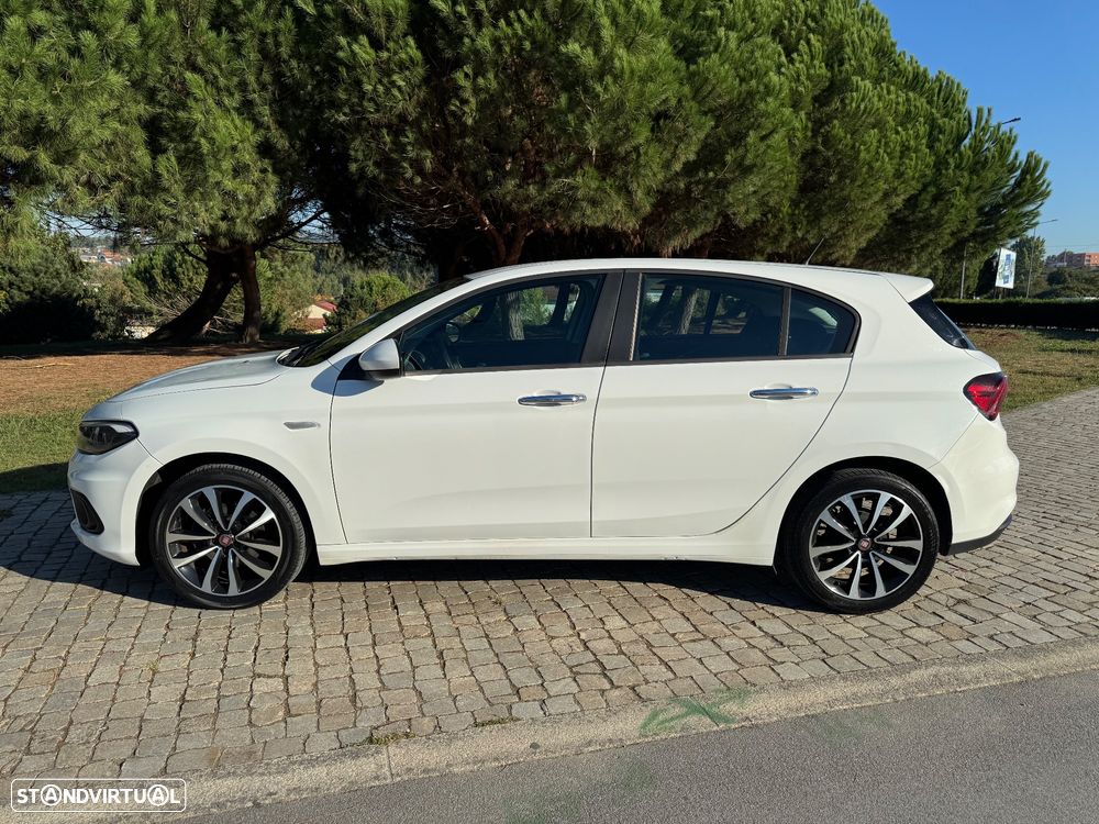 Fiat Tipo 1.3 M-Jet Lounge J17 - 17