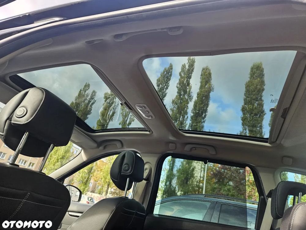 Renault Scenic 1.4 16V TCE Bose Edition - 9