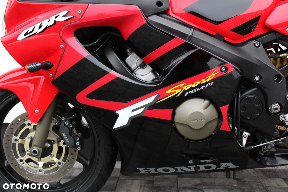 Honda CBR - 15