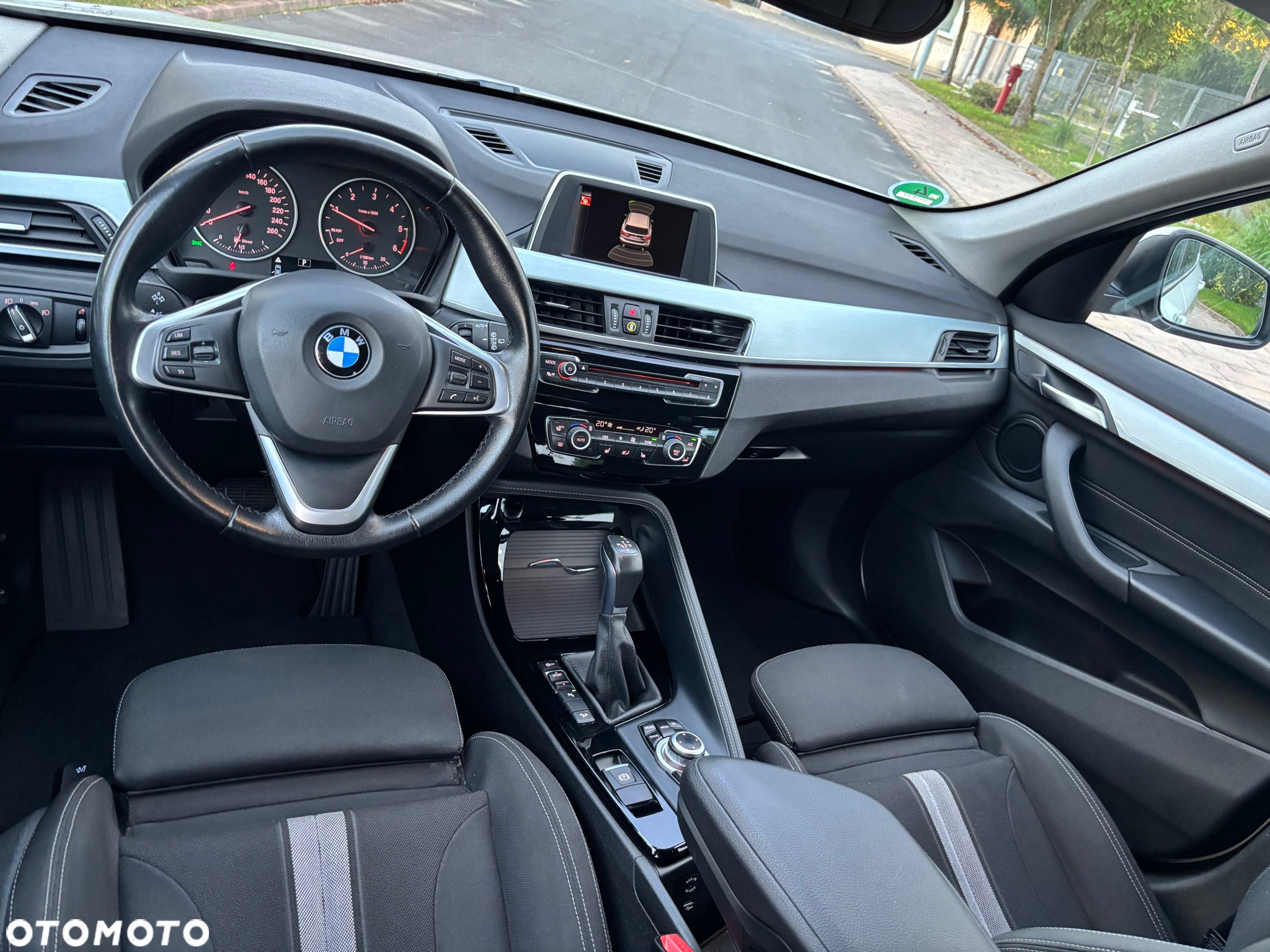 BMW X1 xDrive20d Sport Line - 16