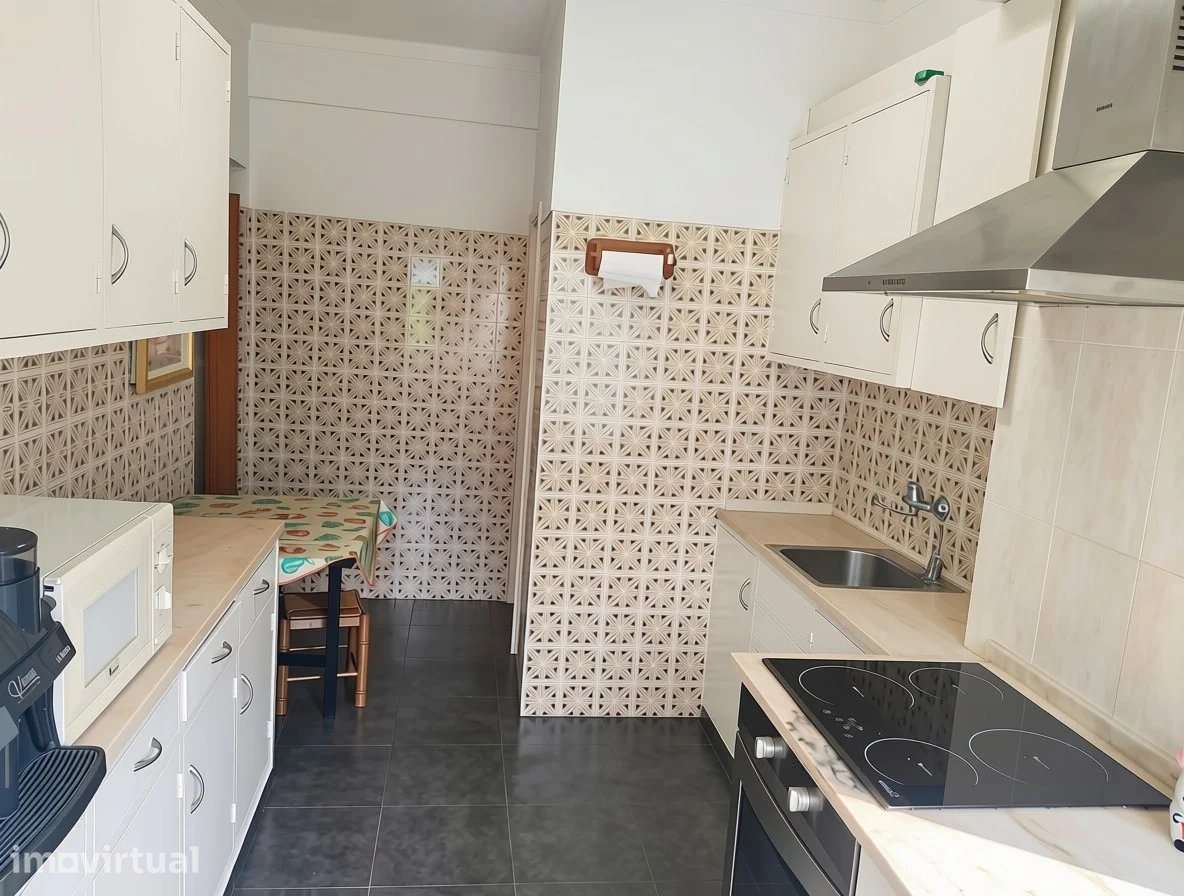 Apartamento T3 em Monte Abraão - Grande imagem: 3/18