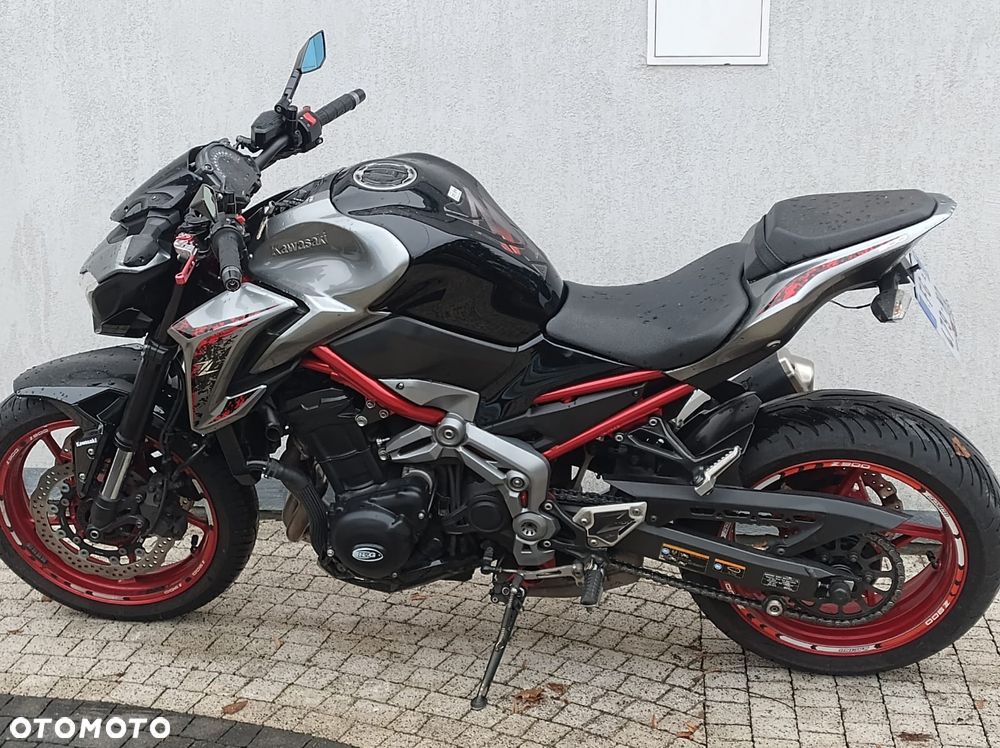 Kawasaki Z 900 - 11