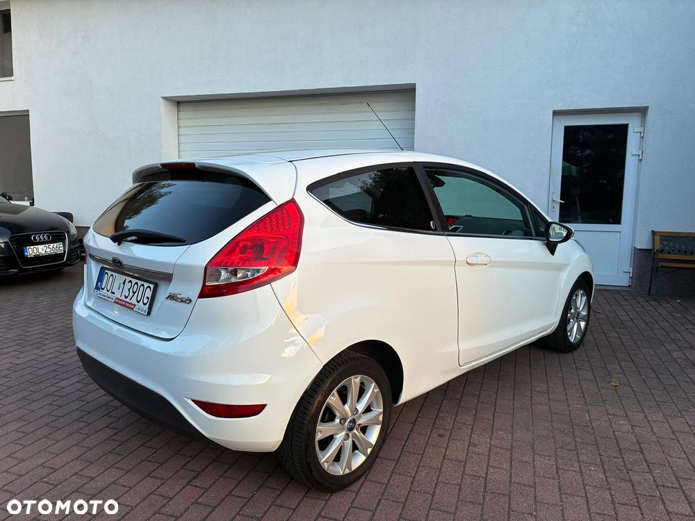 Ford Fiesta 1.25 Titanium - 10