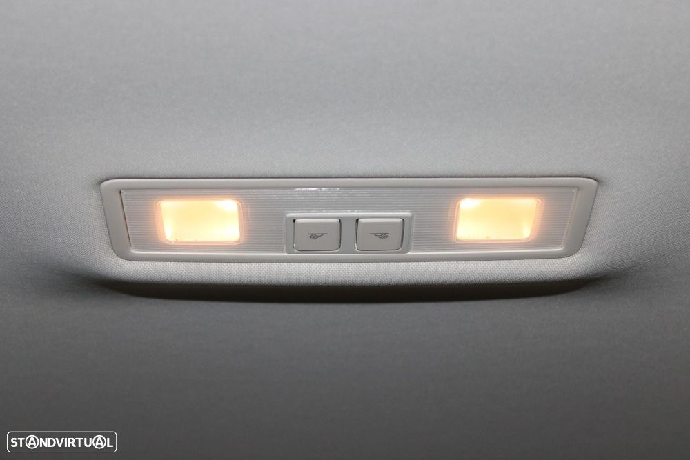 VW Golf Variant 1.6 TDi Confortline - 35