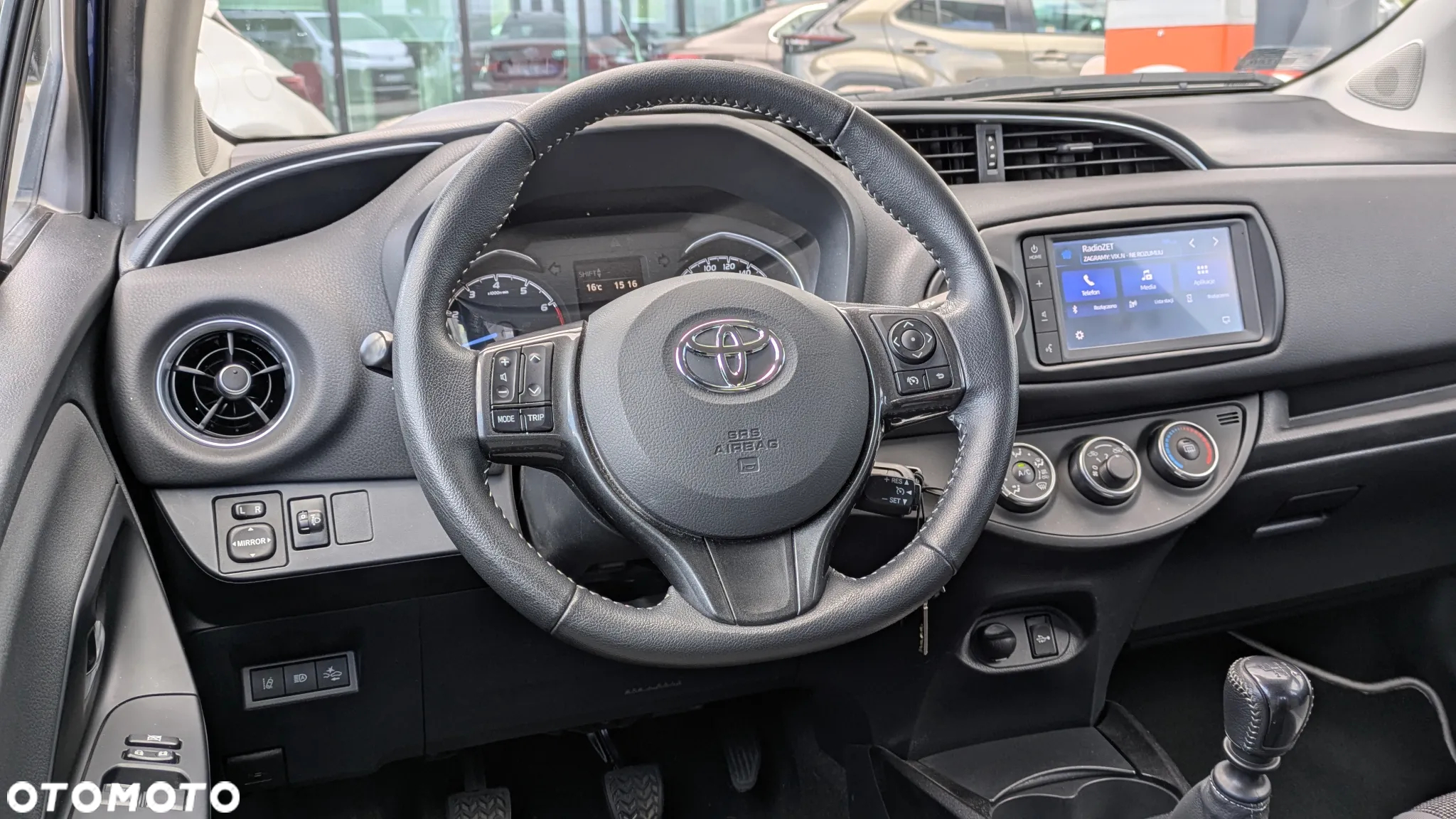 Toyota Yaris 1.5 20th Anniversary - 11