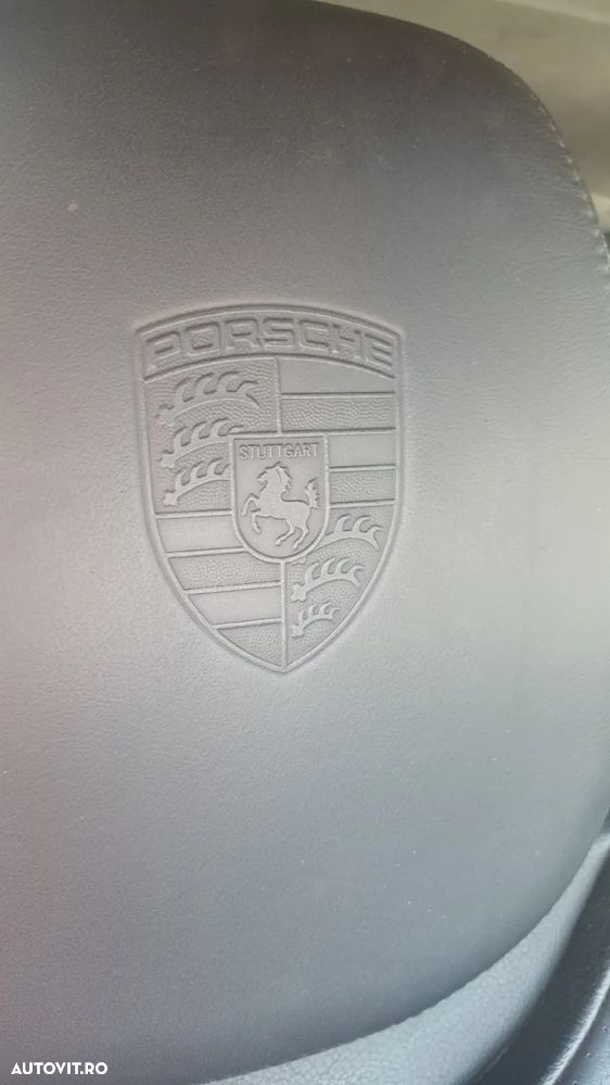Porsche Cayenne Turbo S Aut - 30