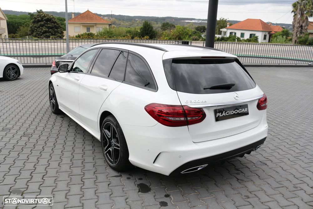 Mercedes-Benz C 300 de T 9G-TRONIC AMG Line - 4