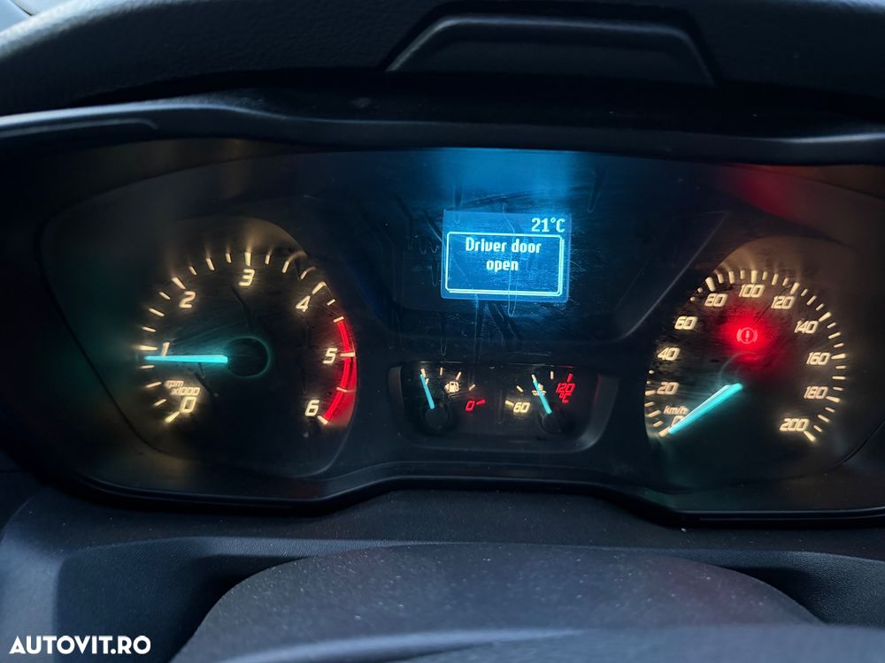 Ford Transit - 10