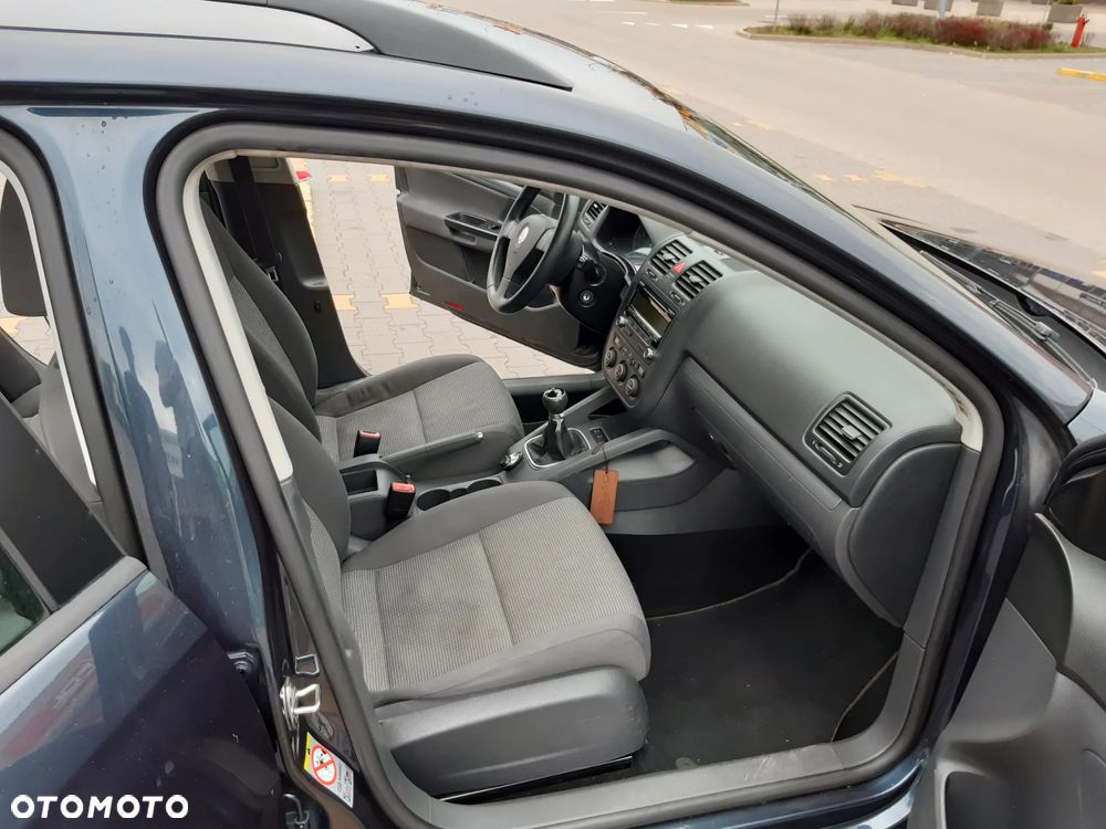 Volkswagen Golf 1.6 Trendline - 11