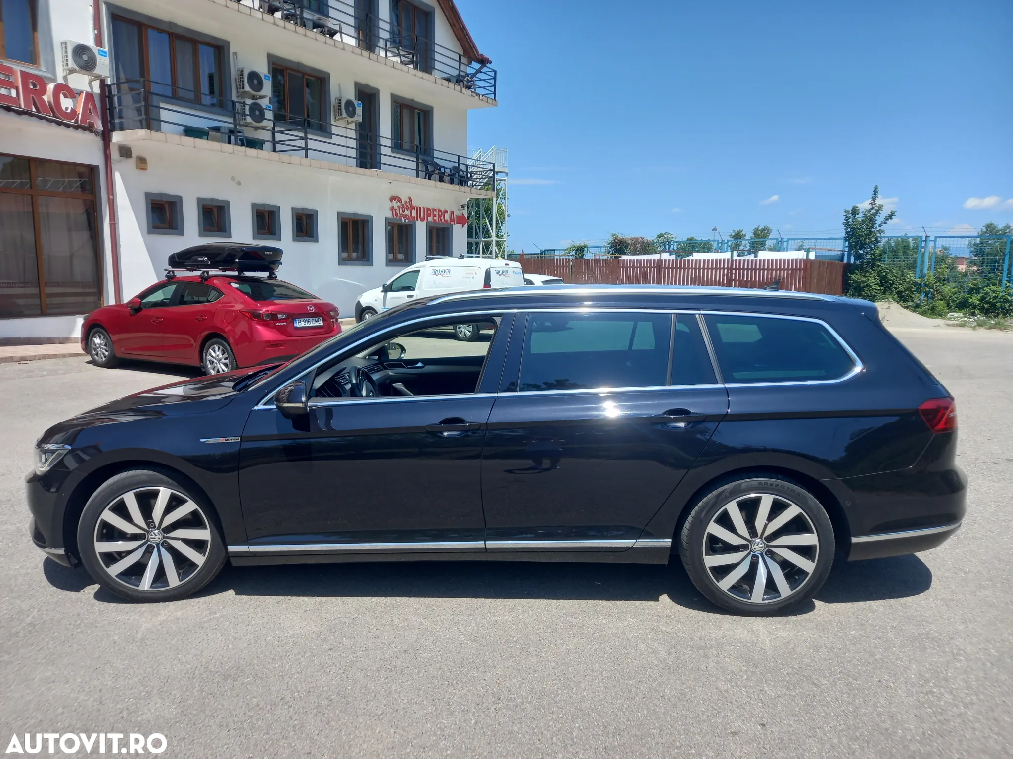 Volkswagen Passat Variant 2.0 TDI DSG 4Motion Highline - 18