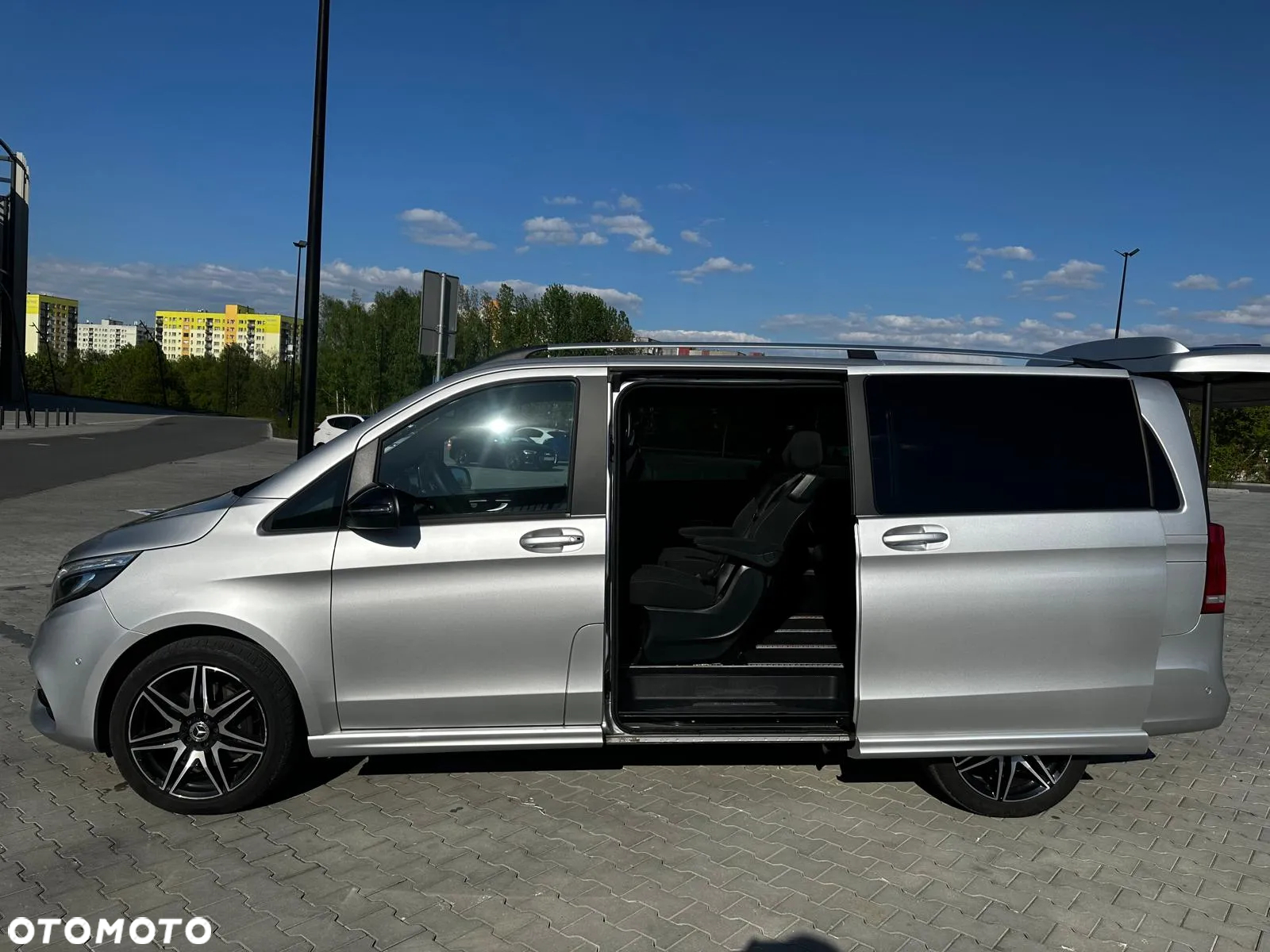 Mercedes-Benz Klasa V 300 d 9G-Tronic (d³ugi) - 18