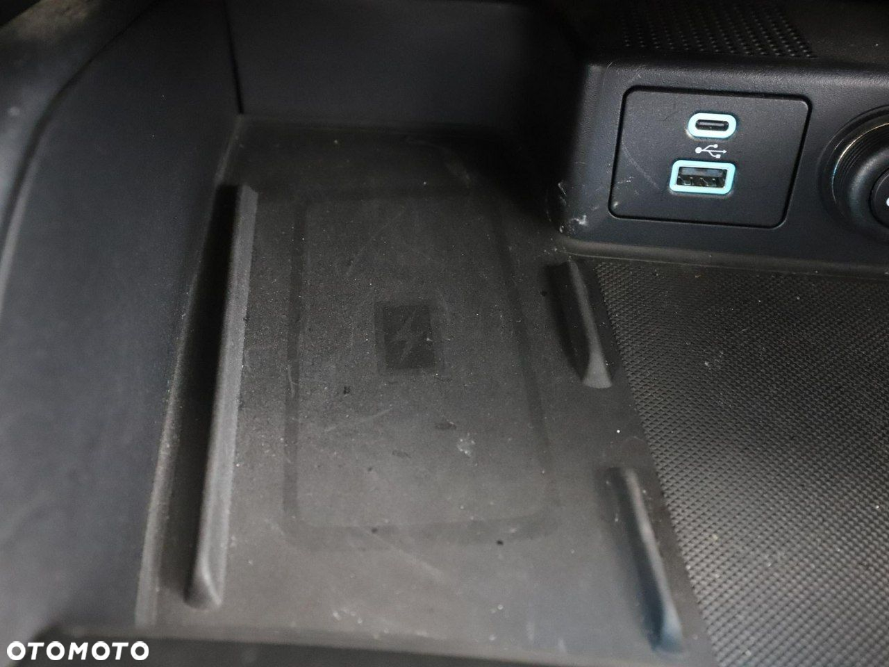 Ford Kuga 1.5 EcoBoost TITANIUM - 31