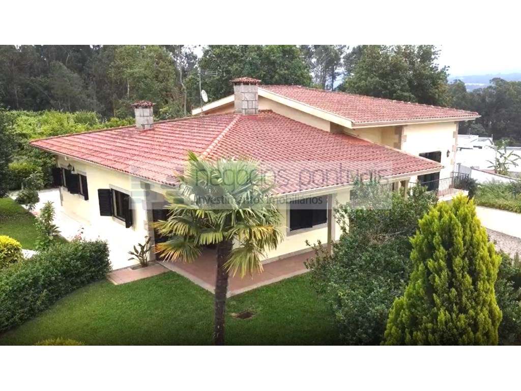 Moradia individual T4 mais anexo com 81 m2 em pedra - Grande imagem: 4/27