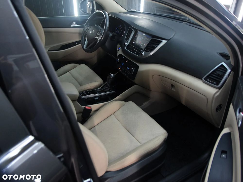 Hyundai Tucson 1.7 CRDI BlueDrive Style 2WD DCT - 7