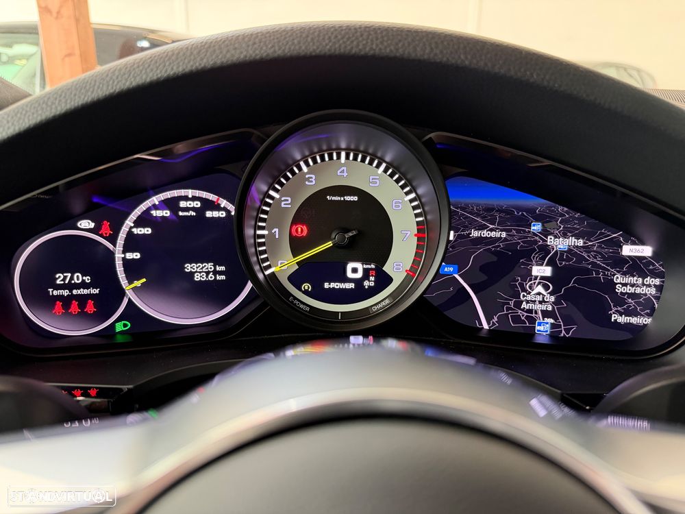 Porsche Cayenne Coupé E-Hybrid Platinum Edition - 41