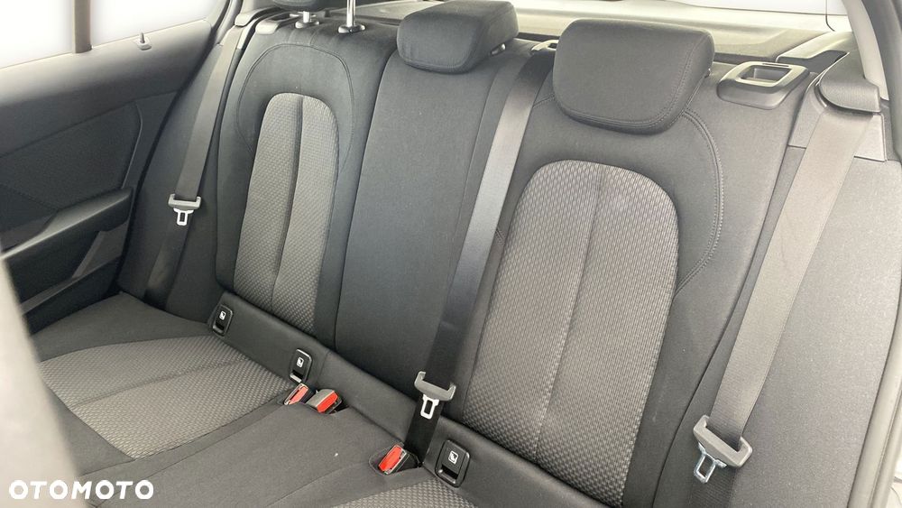 BMW Seria 1 118i Advantage - 11